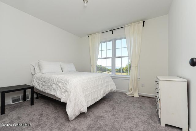 11 Hunter Court, Milton, NY 12020