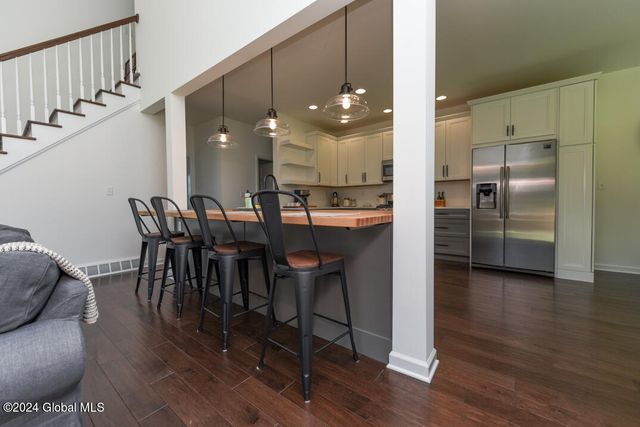 11 Hunter Court, Milton, NY 12020