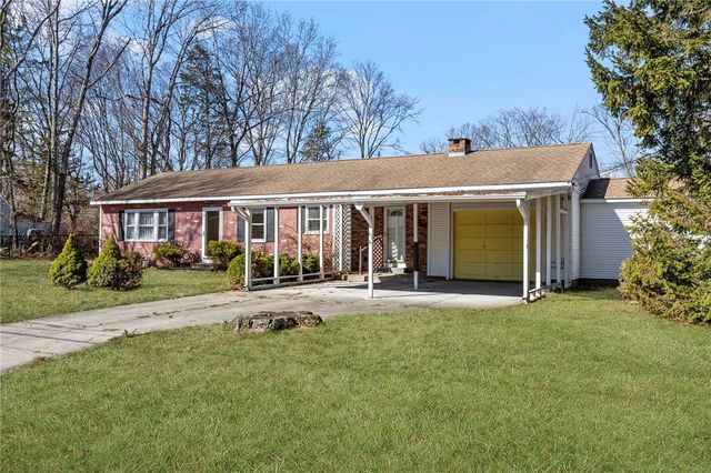 61 High View Drive, Cranston, RI 02921