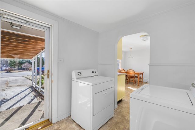 61 High View Drive, Cranston, RI 02921