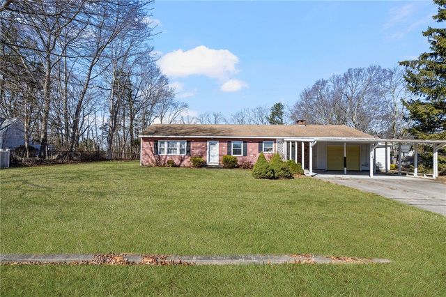 61 High View Drive, Cranston, RI 02921