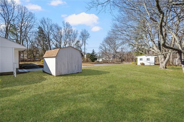 61 High View Drive, Cranston, RI 02921