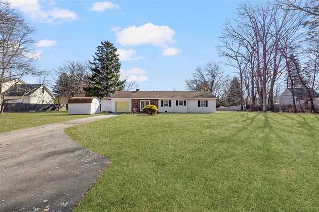 61 High View Drive, Cranston, RI 02921