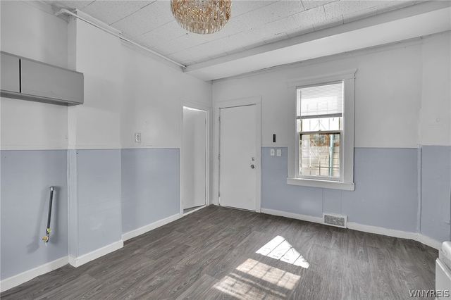 98 Box Avenue, Buffalo, NY 14211