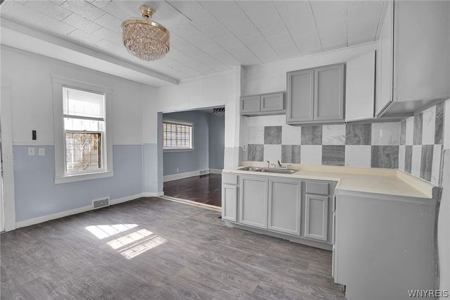 98 Box Avenue, Buffalo, NY 14211