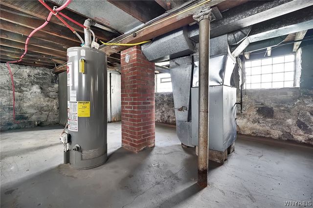 98 Box Avenue, Buffalo, NY 14211