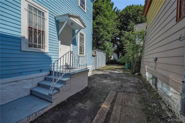 98 Box Avenue, Buffalo, NY 14211