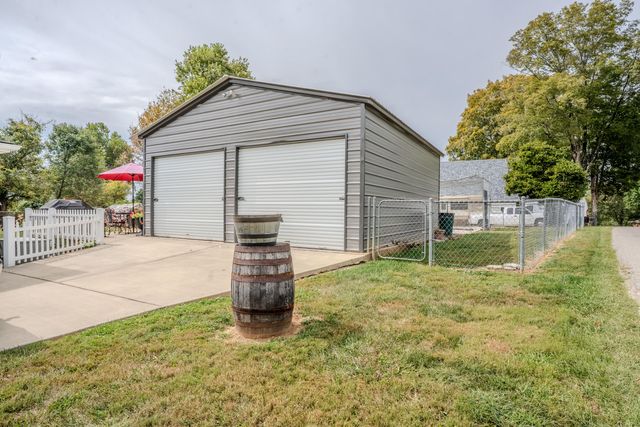 110 Rancho Court, Frankfort, KY 40601