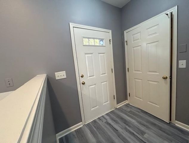 1943 Hoods Fort NW Circle 27, Kennesaw, GA 30144