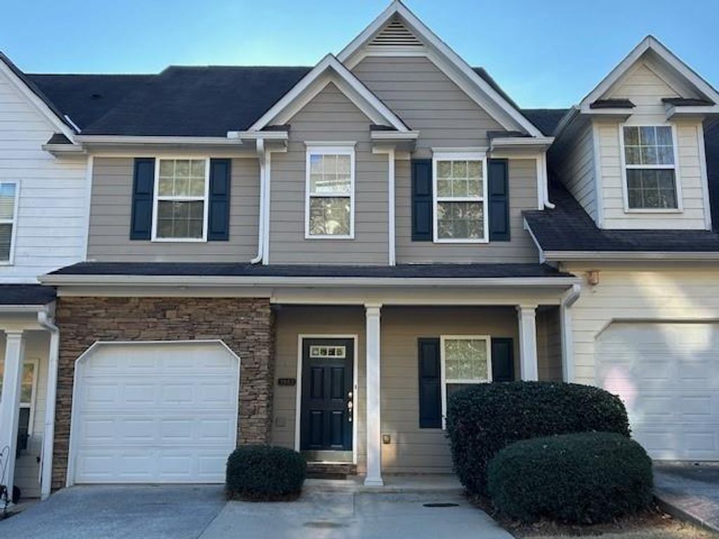 1943 Hoods Fort NW Circle 27, Kennesaw, GA 30144