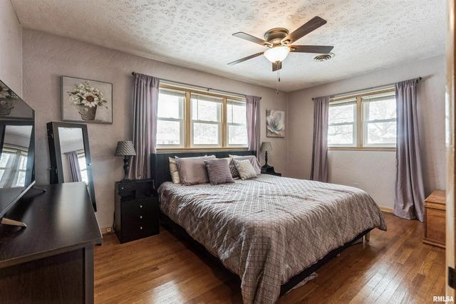 208 N DEPOT Street, Annawan, IL 61234