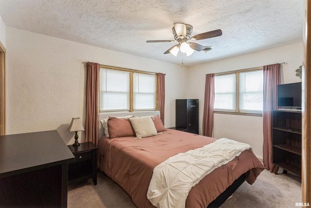 208 N DEPOT Street, Annawan, IL 61234