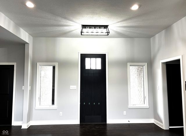 1292 Foxview Court, Franklin, IN 46131