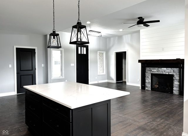 1292 Foxview Court, Franklin, IN 46131