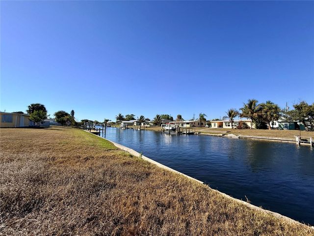 851 CONREID DRIVE NE, Port Charlotte, FL 33952