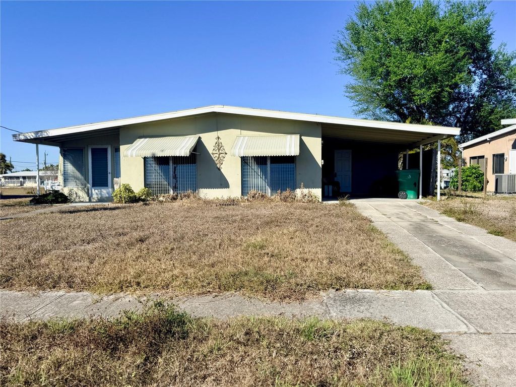 851 CONREID DRIVE NE, Port Charlotte, FL 33952