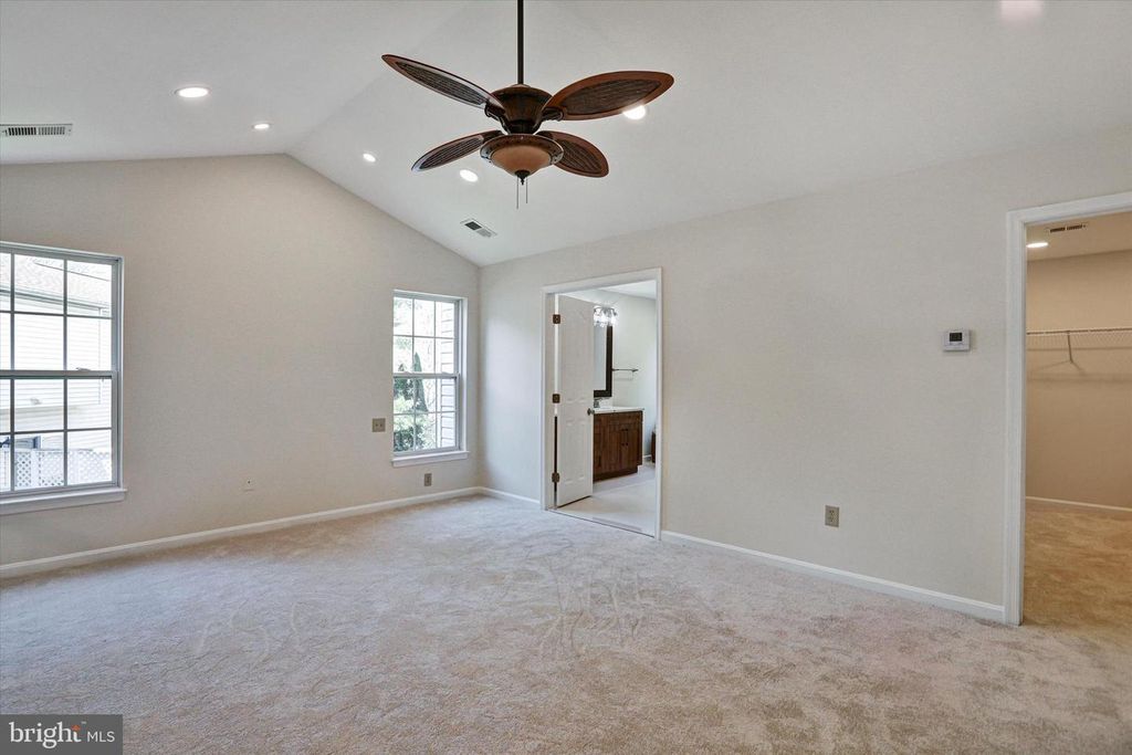 Image 18 of property listing at 6405 QUIET NIGHT RIDE, Columbia, MD 21044