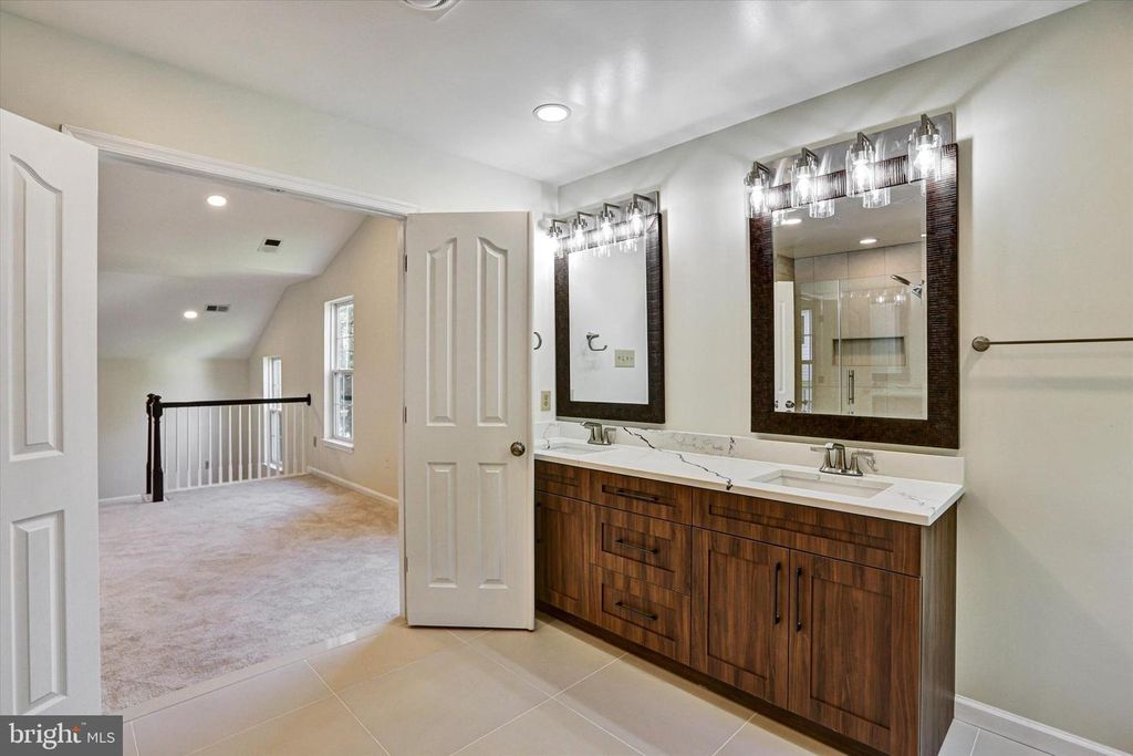 Image 23 of property listing at 6405 QUIET NIGHT RIDE, Columbia, MD 21044