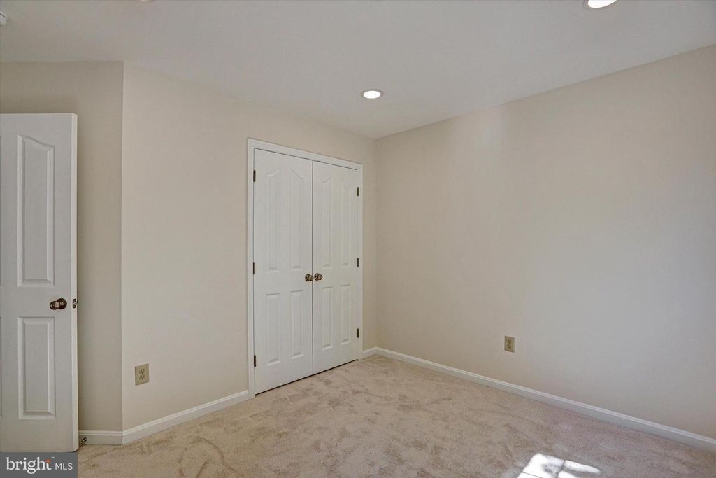 Image 27 of property listing at 6405 QUIET NIGHT RIDE, Columbia, MD 21044