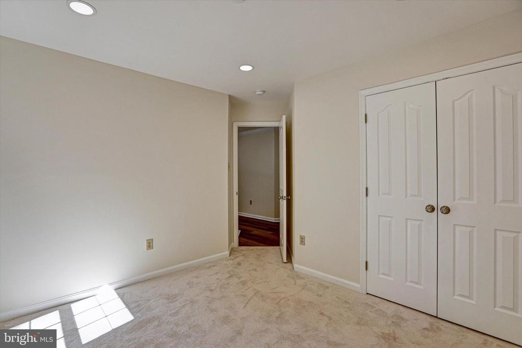 Image 28 of property listing at 6405 QUIET NIGHT RIDE, Columbia, MD 21044