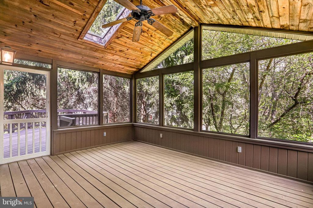 Image 44 of property listing at 6405 QUIET NIGHT RIDE, Columbia, MD 21044