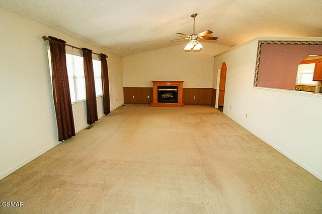 311 Newman Drive, Kodak, TN 37764