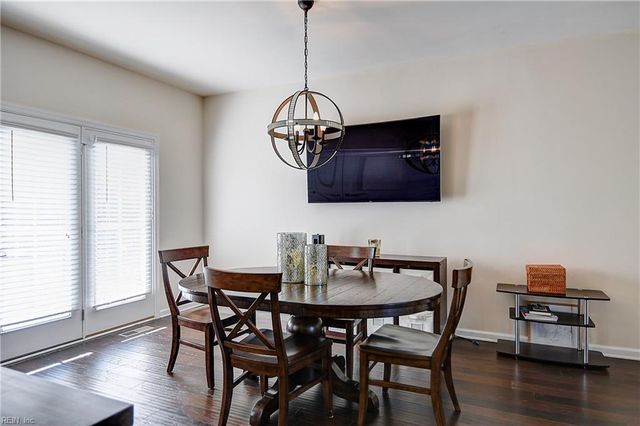 5656 Freewill LN, Virginia Beach, VA 23464