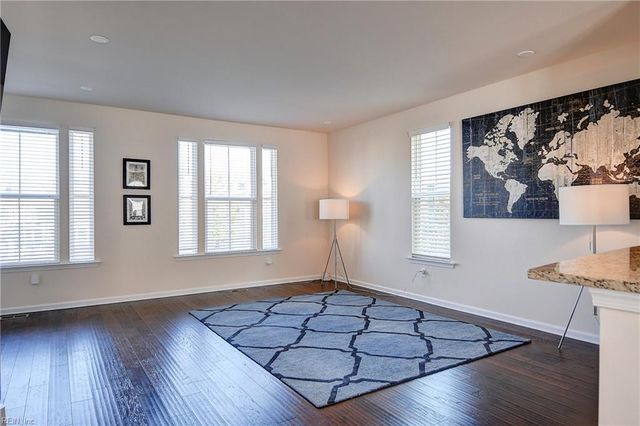 5656 Freewill LN, Virginia Beach, VA 23464