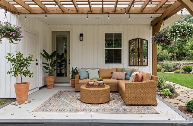 14 Sulu Dr, Pensacola, FL 32507