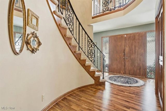 310 Tonawanda Trail SW, Hartville, OH 44632