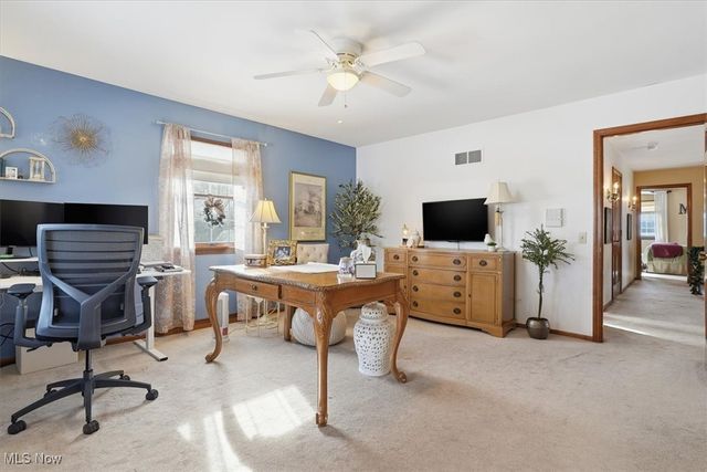 310 Tonawanda Trail SW, Hartville, OH 44632