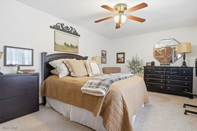 310 Tonawanda Trail SW, Hartville, OH 44632