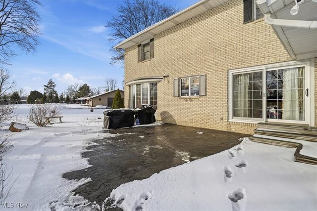 310 Tonawanda Trail SW, Hartville, OH 44632