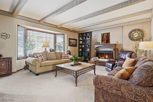 310 Tonawanda Trail SW, Hartville, OH 44632