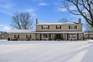 310 Tonawanda Trail SW, Hartville, OH 44632
