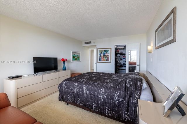 3180 S Ocean Dr 718, Hallandale Beach, FL 33009