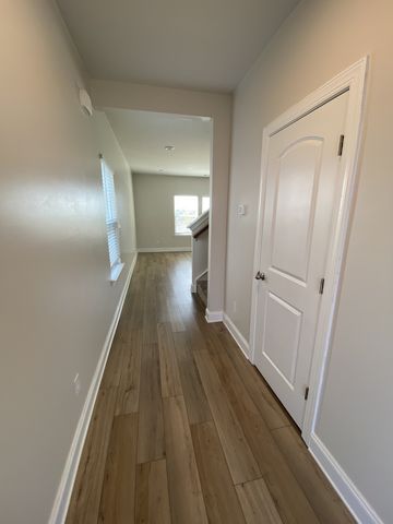 4344 Skyridge Dr, Nashville, TN 37207