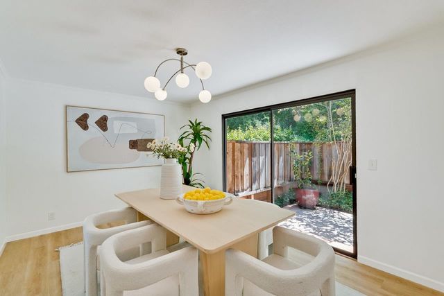 23000 Stonebridge, Cupertino, CA 95014