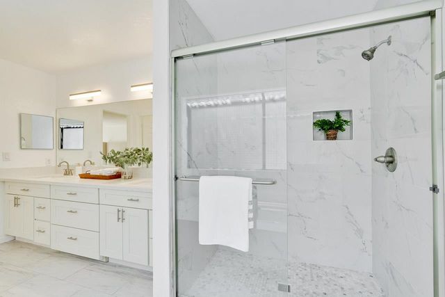 23000 Stonebridge, Cupertino, CA 95014