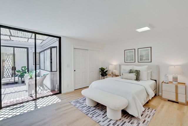 23000 Stonebridge, Cupertino, CA 95014