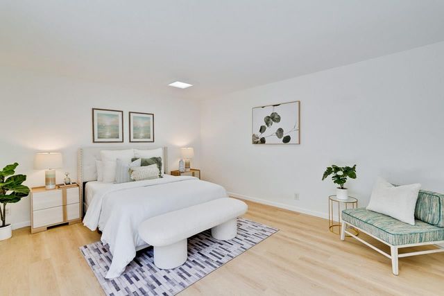 23000 Stonebridge, Cupertino, CA 95014
