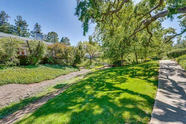 23000 Stonebridge, Cupertino, CA 95014