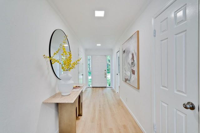 23000 Stonebridge, Cupertino, CA 95014