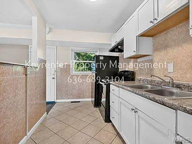 10617 Dunkeld Circle, Unincorporated, MO 63137