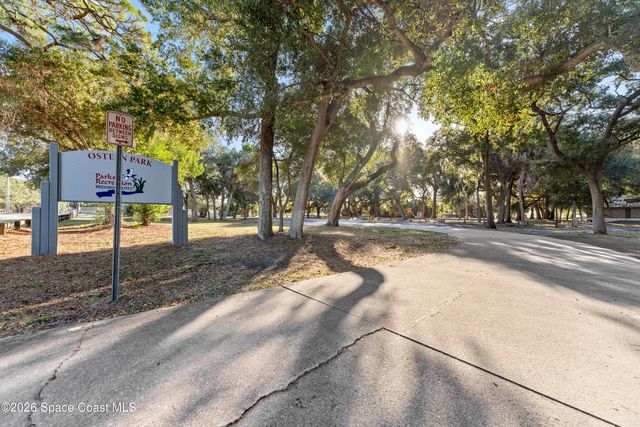 420 S Tropical Trail, Merritt Island, FL 32952