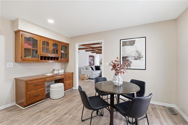 8417 W 113th Terrace, Overland Park, KS 66210