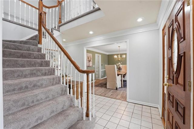 8417 W 113th Terrace, Overland Park, KS 66210