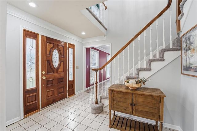 8417 W 113th Terrace, Overland Park, KS 66210