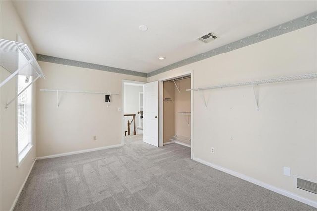 8417 W 113th Terrace, Overland Park, KS 66210