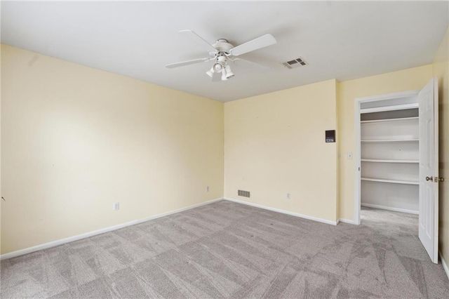 8417 W 113th Terrace, Overland Park, KS 66210